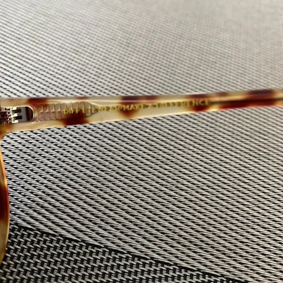 Diff sunnies - Picture 3 of 3